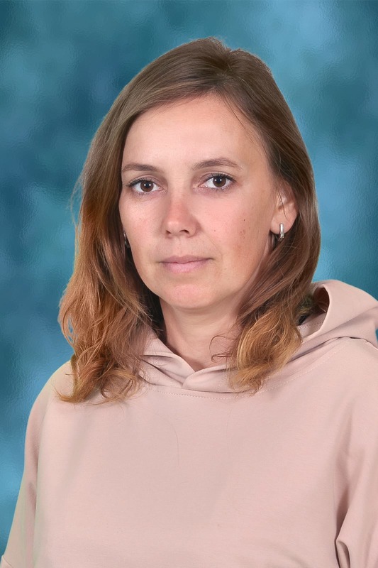 Кустова Надежда Викторовна.